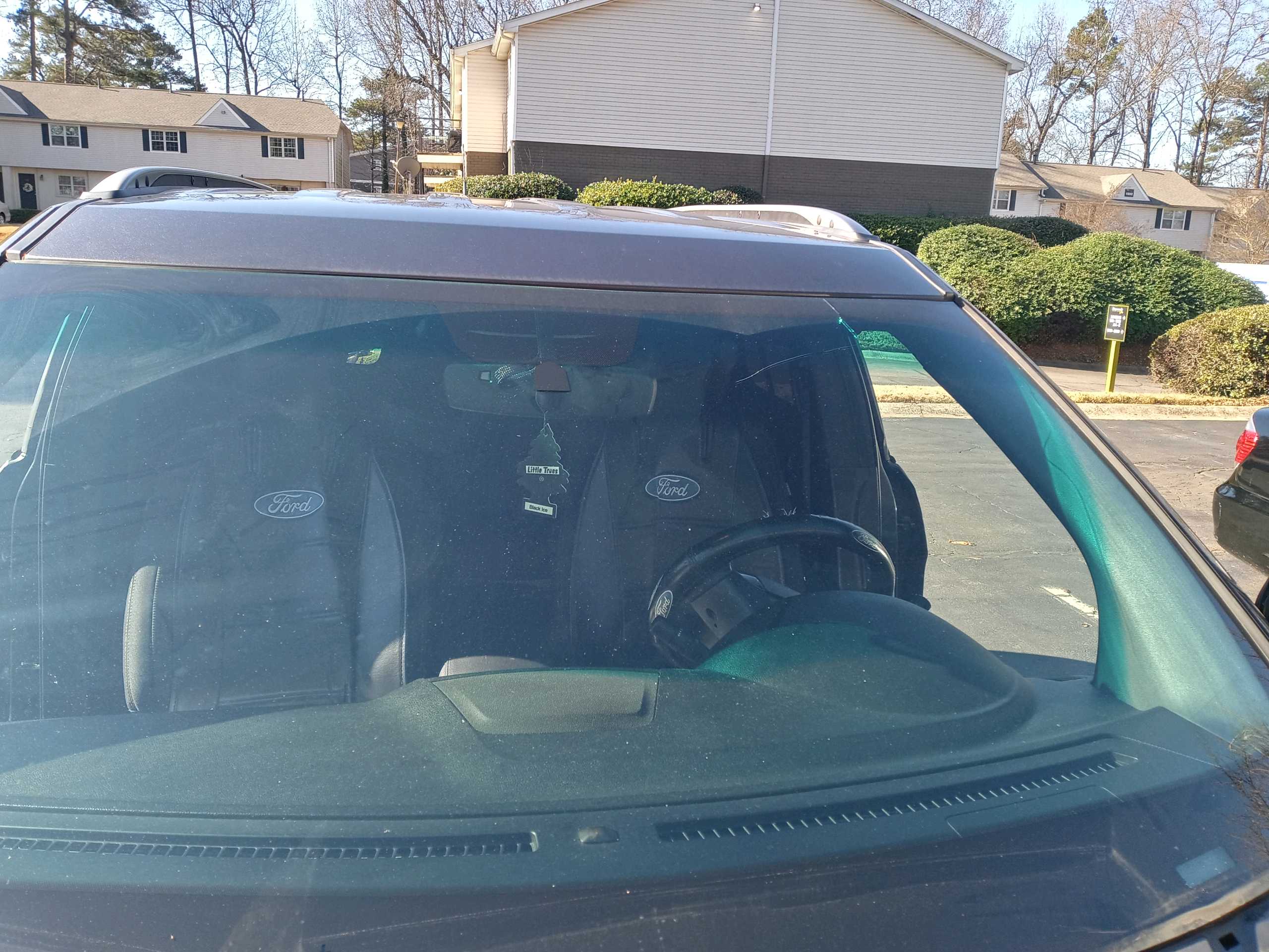 2018 Ford Explorer cracked windshield in Dunwoody GA 30350